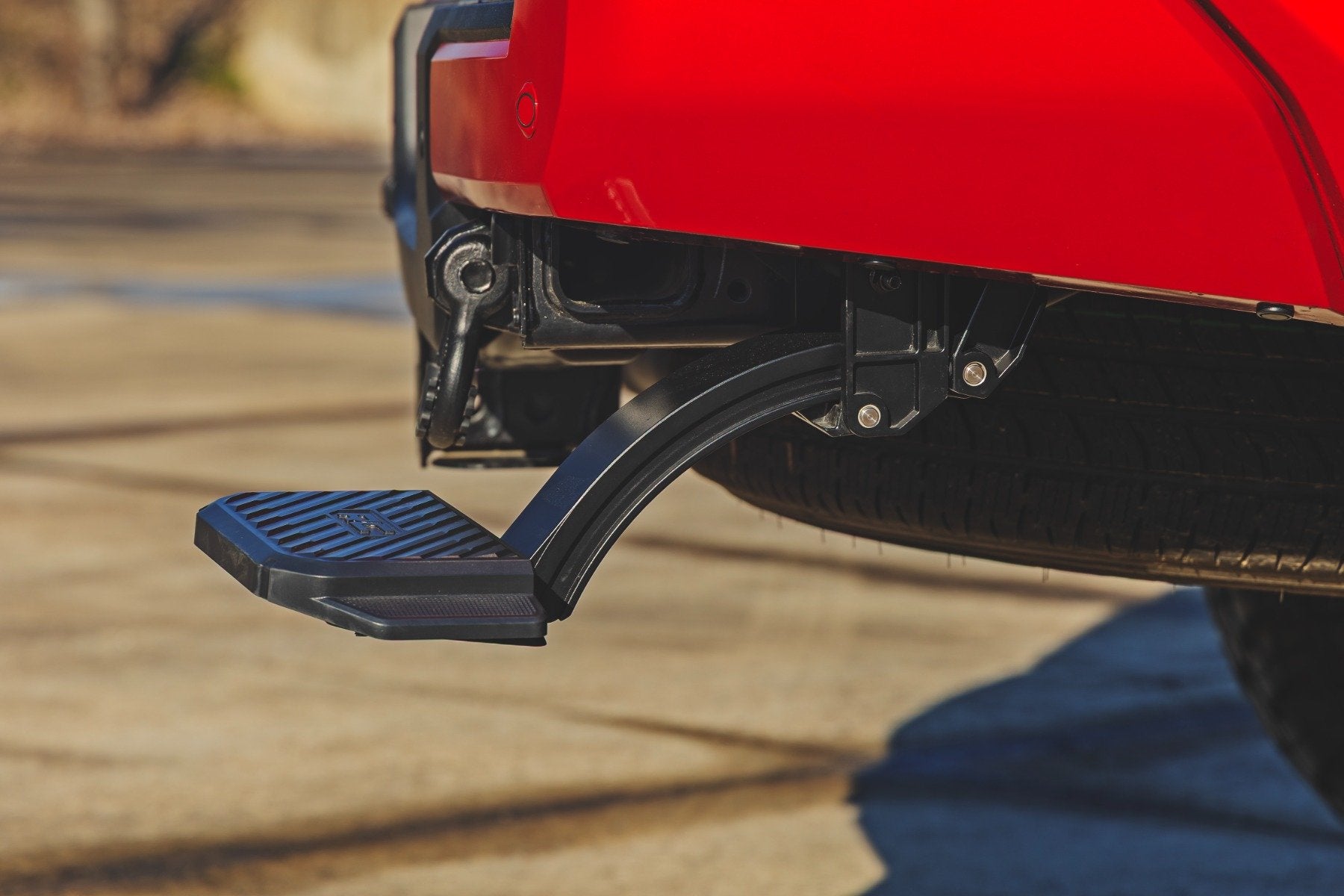 Retractable Bed Step | Manual Pull | Toyota Tacoma 2WD/4WD (2024-2025)